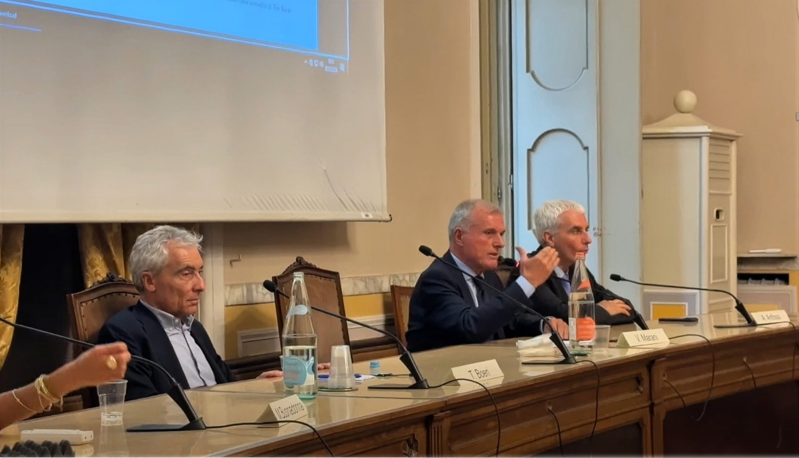 Tito Boeri, Direttore scientifico del Festival Internazionale dell’Economia; Valter Marani, Direttore Generale del Patronato EPASA-ITACO; Alberto Anfossi, Segretario generale della Compagnia di San Paolo 
